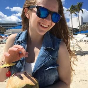 Meet your Posher, Hannah